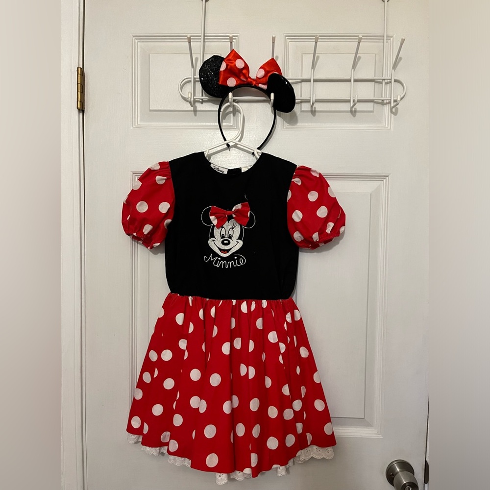 Cute mini dress for your mini